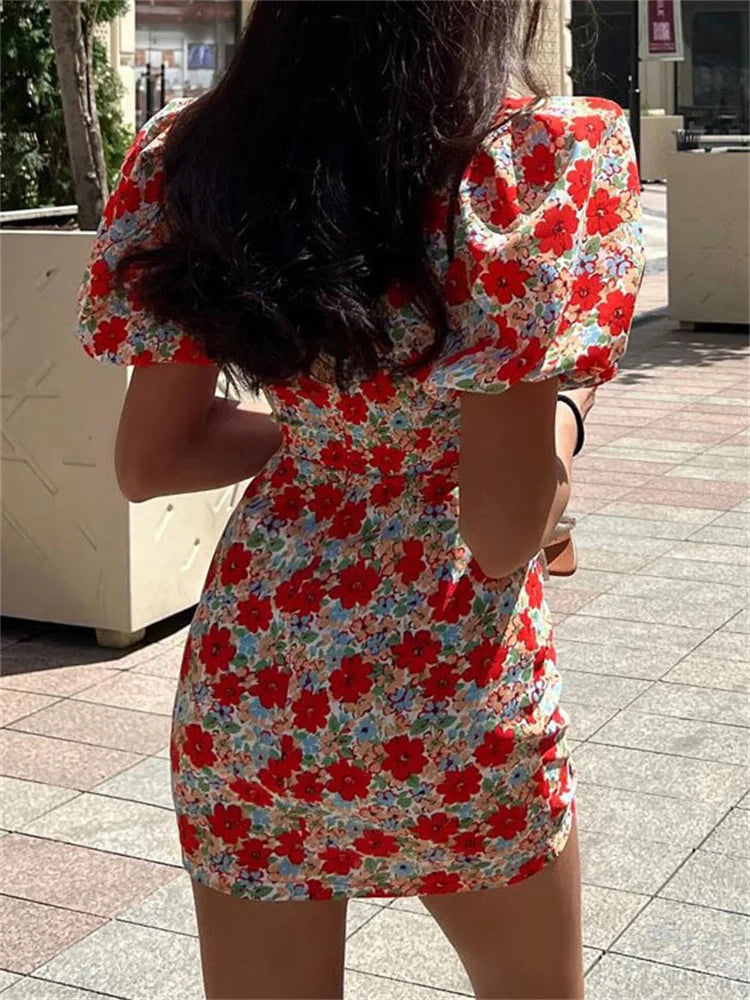 Mini Dress Floreale — Romantico, Chic e Irresistibile