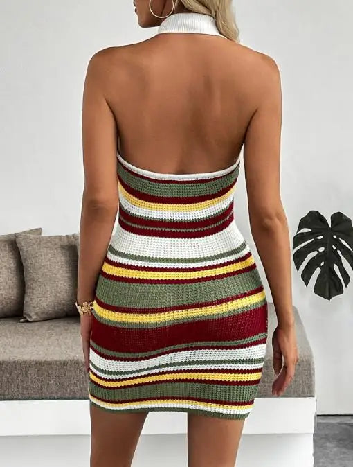 Mini Dress in Maglia Backless — Stile Retro Chic