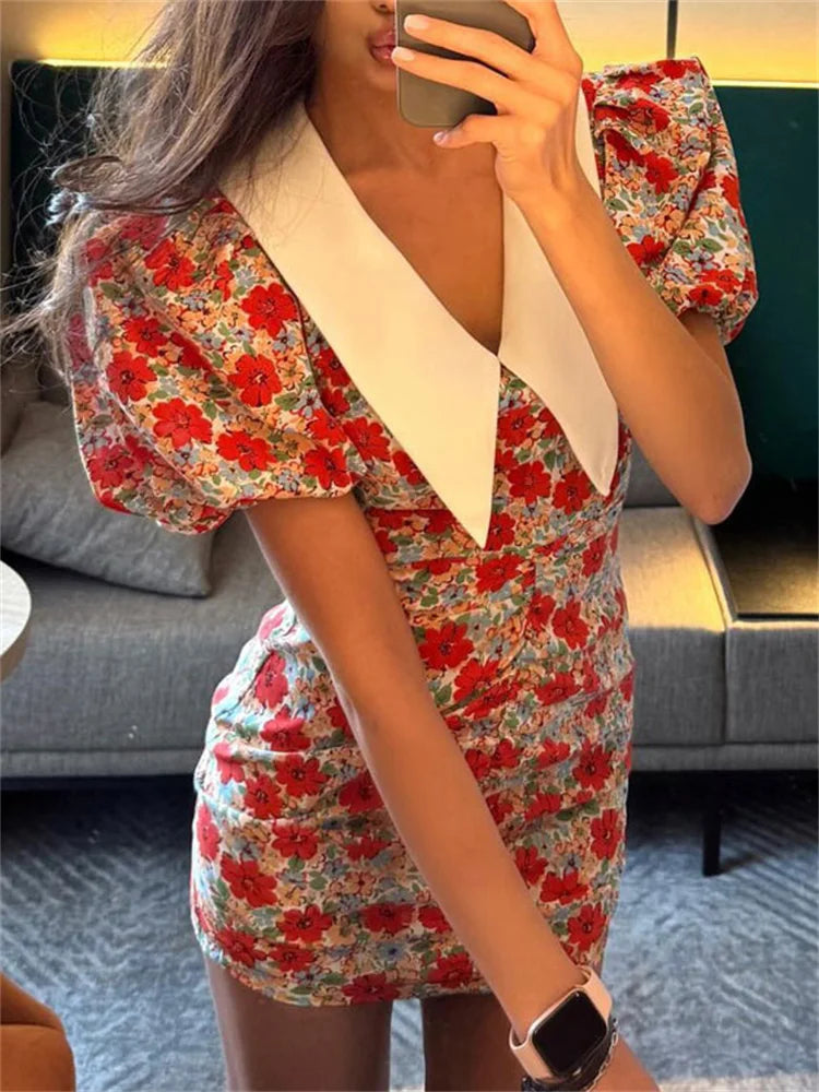 Mini Dress Floreale — Romantico, Chic e Irresistibile